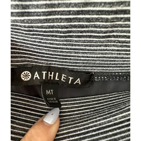 Athleta Gray Stripe Modern Metro Shorts Zip Back Pocket Women's Medium Tall MT - Picture 6 of 6